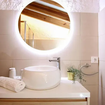 Alordes- Ein Rustikales Haus Mit Fantastischer Aussicht By Interhome Holiday home *