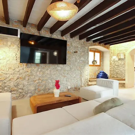 Alordes- Ein Rustikales Haus Mit Fantastischer Aussicht By Interhome Holiday home Pollenca