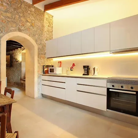 Alordes- Ein Rustikales Haus Mit Fantastischer Aussicht By Interhome Pollença