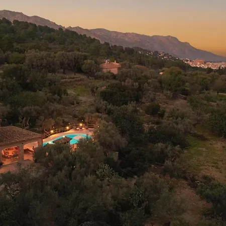 Alordes- Ein Rustikales Haus Mit Fantastischer Aussicht By Interhome * Pollenca