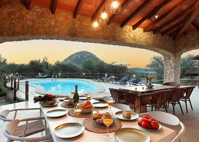 Alordes- Ein Rustikales Haus Mit Fantastischer Aussicht By Interhome Hébergement de vacances