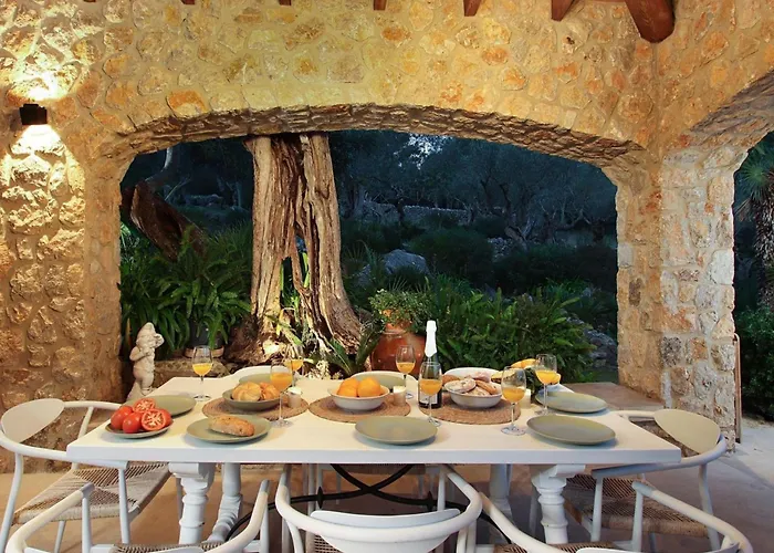 Hébergement de vacances Alordes- Ein Rustikales Haus Mit Fantastischer Aussicht By Interhome Pollença
