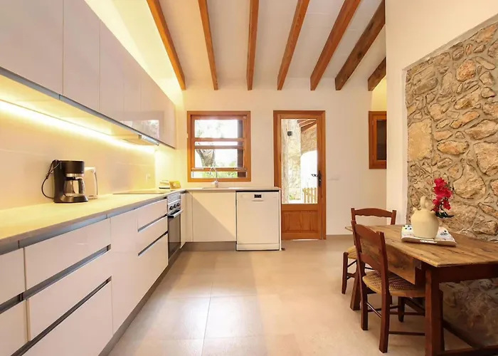 Alordes- Ein Rustikales Haus Mit Fantastischer Aussicht By Interhome *