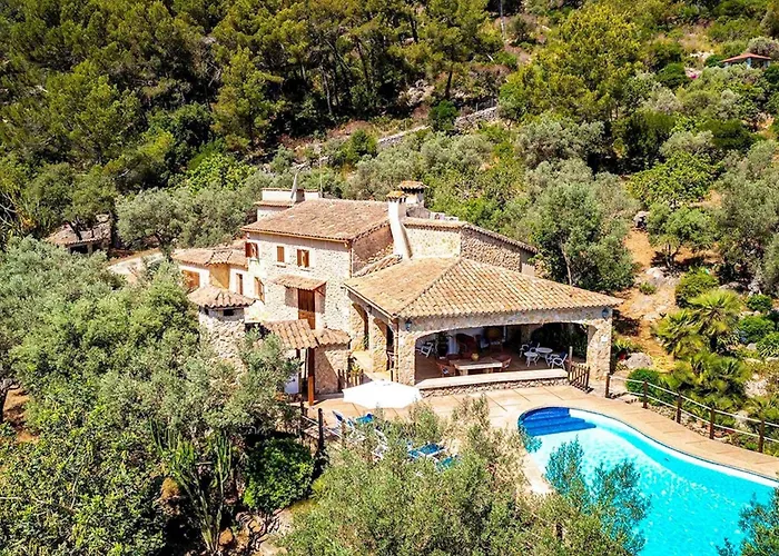 Dom wakacyjny Alordes- Ein Rustikales Haus Mit Fantastischer Aussicht By Interhome *